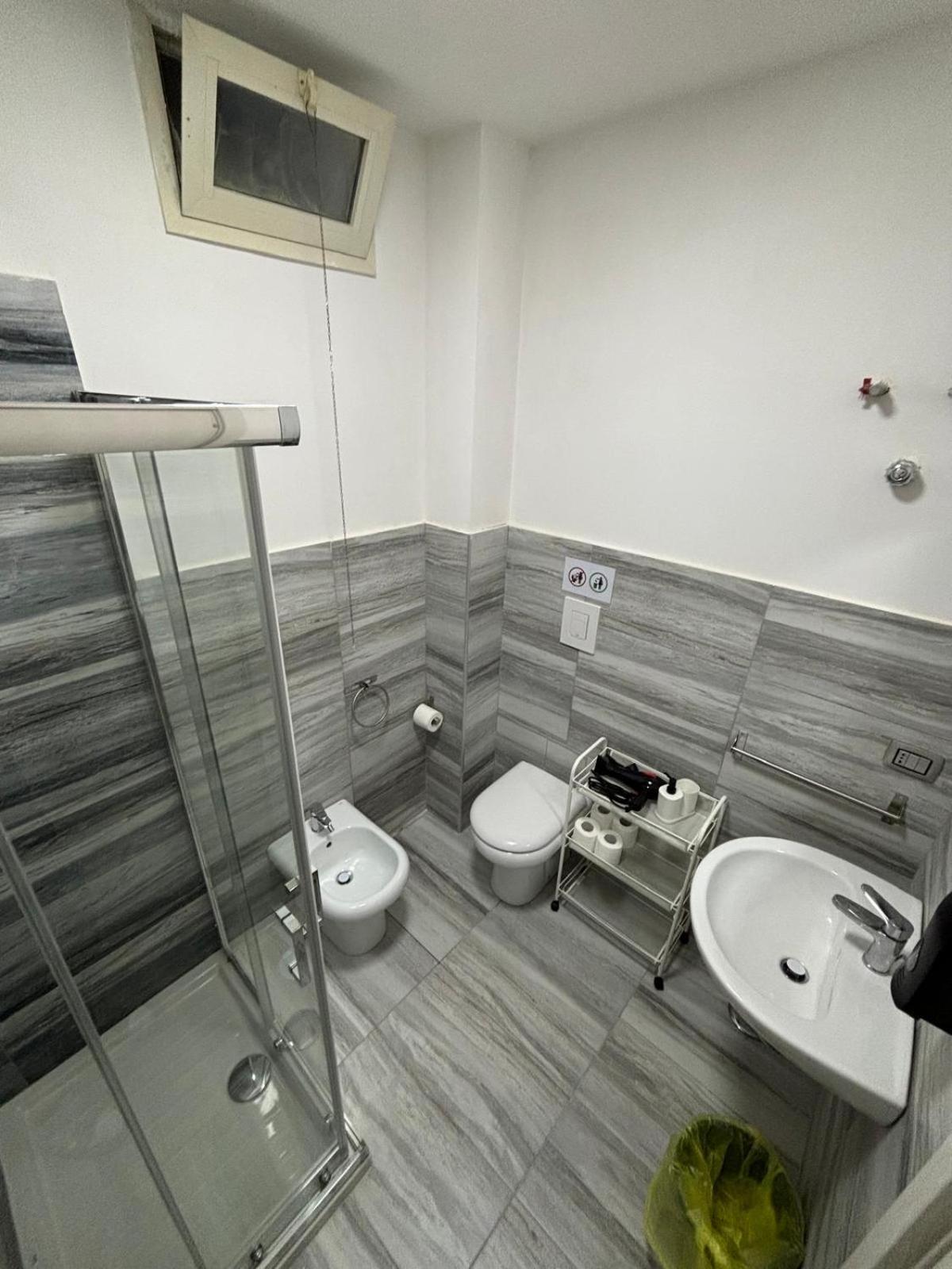 Na City Rooms Naples Exterior photo