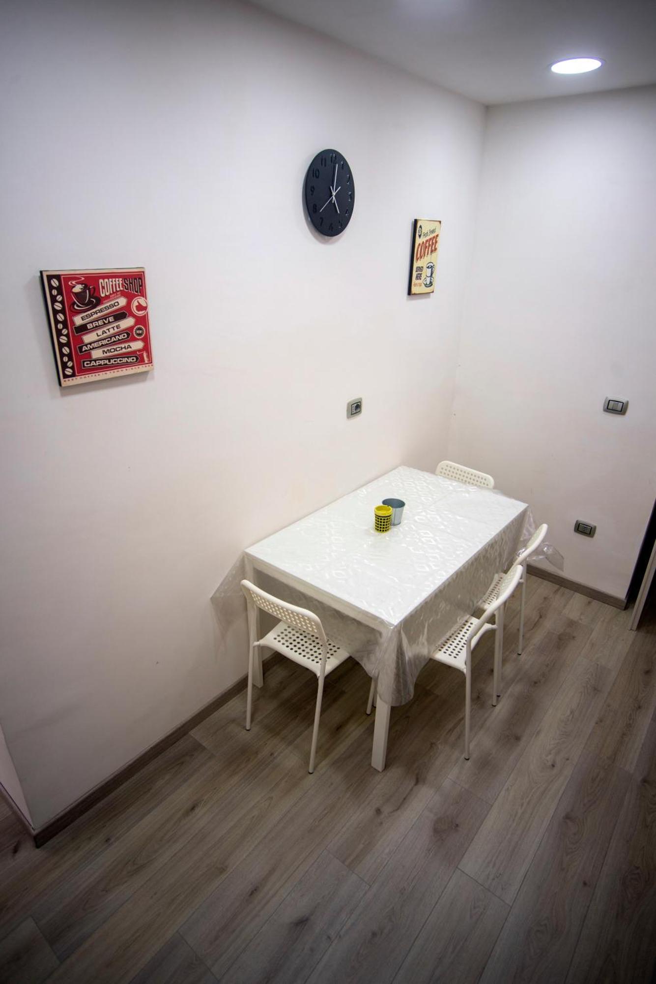 Na City Rooms Naples Exterior photo